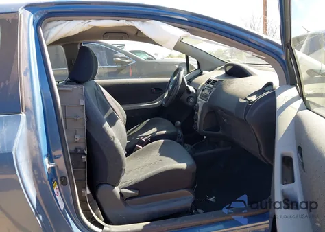 2009 Toyota Yaris z USA, uszkodzony, nr VIN JTDJT903295231203